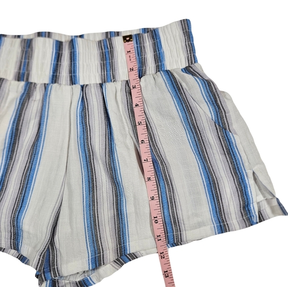 Vacate The Label Viscose Blend Linen Style Short, White/Blue Striped, Small - Picture 11 of 12